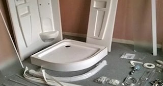 Установка и монтаж душевых кабин от 4080 руб. в Бердске - СантехДомБрд